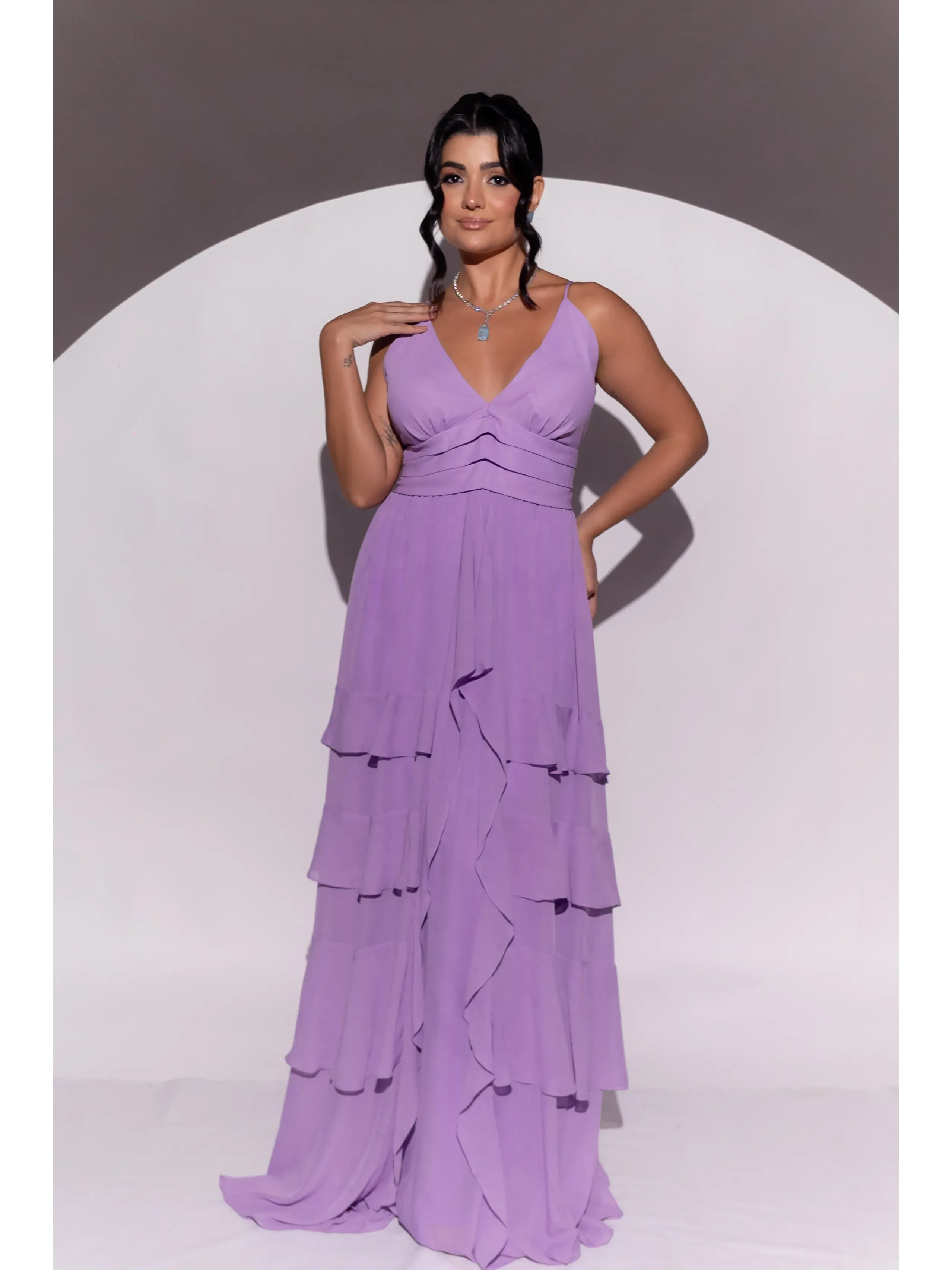 longo lavanda alça fina, sala fluida com babado ASD976.1.webp